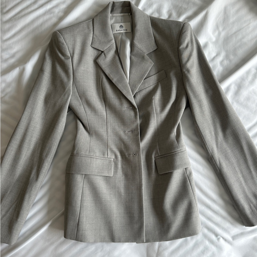 Aritzia Blazer